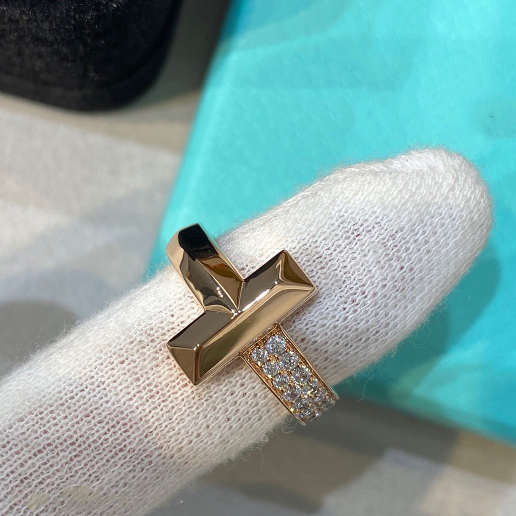 Tiffany T Wire Medium Cubic Zirconia Ring
